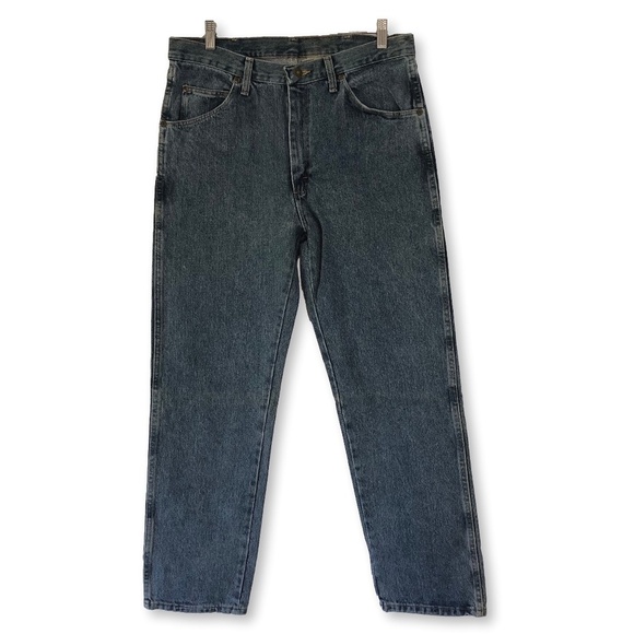 Wrangler Mens Classic Fit Cotton Jeans 34x32 Medium Wash Bootcut - Picture 1 of 14
